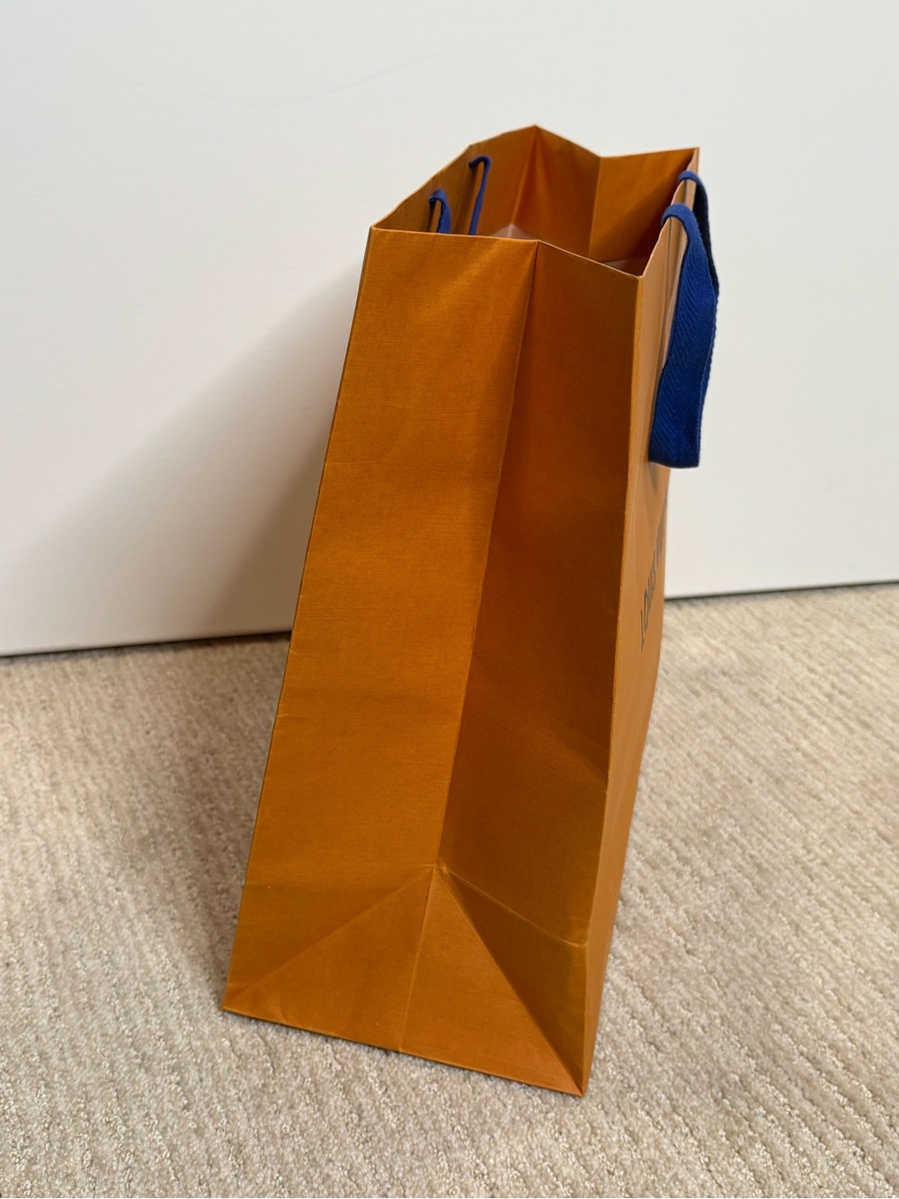 Louis Vuitton Authentic Large Orange & Blue Paper Shopping Bag 15 5/8" X 13 1/4" - Picture 8 of 9